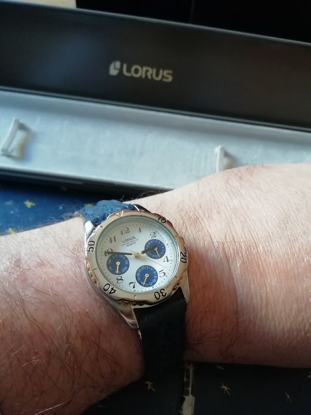 Reloj de mujer de lujo Lorus