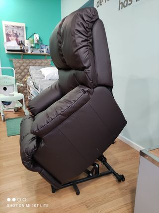 Sillon relax levantapersonas con masaje y calor