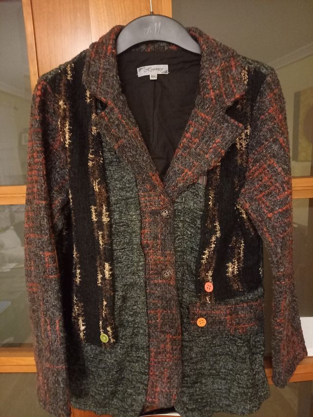Chaqueta de punto ,ideal y nueva ,talla L
