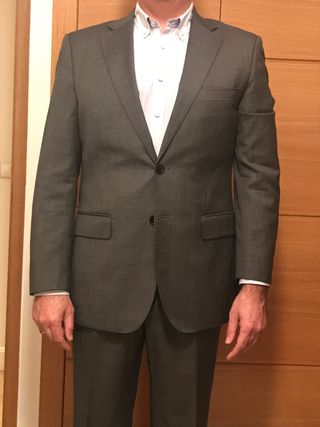 Traje caballero Cortefiel. Talla 50. de segunda mano por 45 EUR en Las  Rozas de Madrid en WALLAPOP