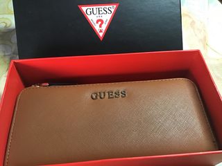 CARTERA BILLETERA GUESS ORIGINAL. de segunda mano por 40 EUR en Valencia en  WALLAPOP