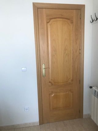 Puertas de interior de roble de segunda mano en Arroyomolinos en WALLAPOP