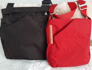 Lote bolsos bandolera tela Tiger rojo y negro. de segunda mano por 10 EUR  en Etxano en WALLAPOP