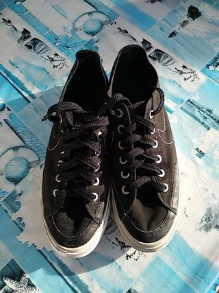 Zapatillas Nike Lona Sport chico hombre talla 42 de segunda mano por 18 EUR  en Zaragoza en WALLAPOP