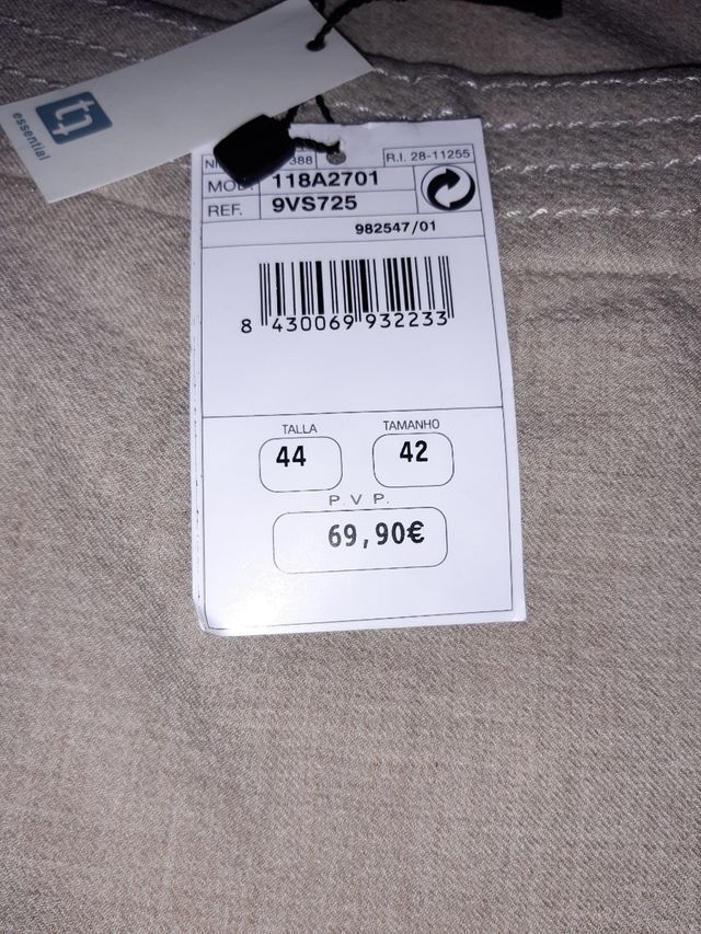 Falda Tintoretto SIN ESTRENAR Talla 44 Beige 8€