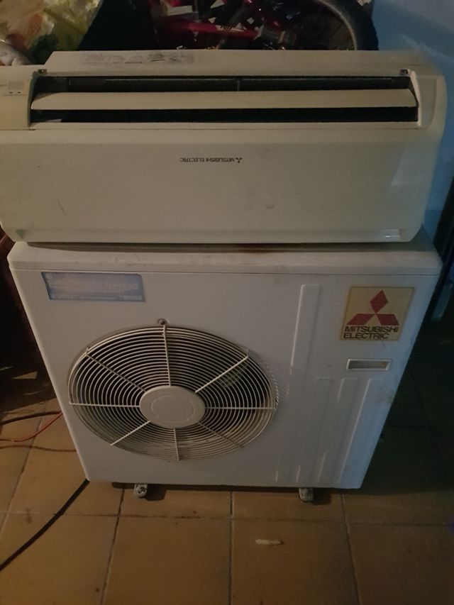 aire Acondicionado Mitsubishi  con esplit