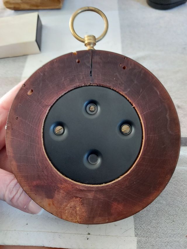 Barómetro antiguo CyC