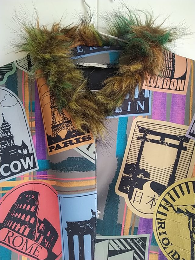 Abrigo tipo neopreno