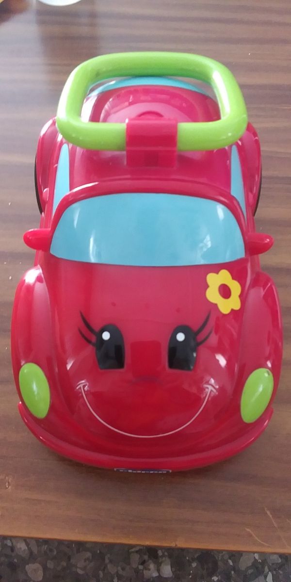 Mi primer coche teledirigido marca chicco