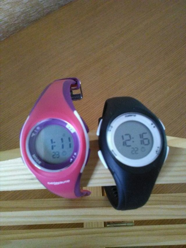 Reloj de pulsera  rosa_lila y Negro