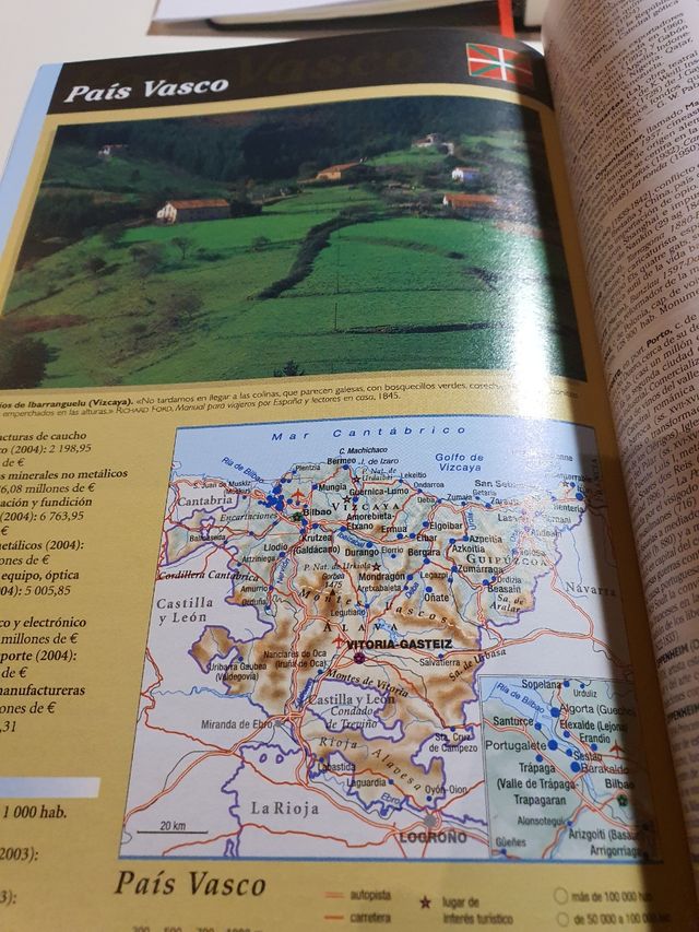 Pequeño Larousse Ilustrado 2007