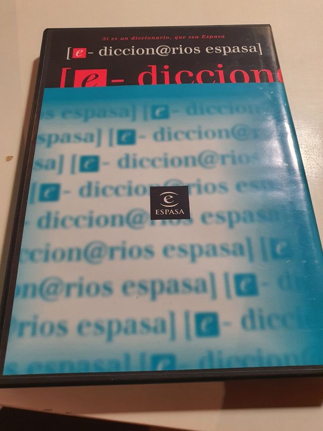 Nuevo Diccionario Espasa Ilustrado 2007