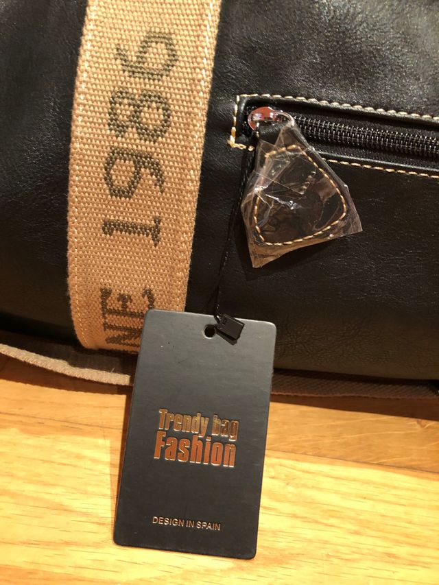 Bolsa de deporte de piel NUEVA