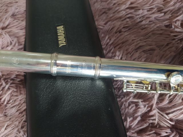 Flauta travesera Yamaha 281