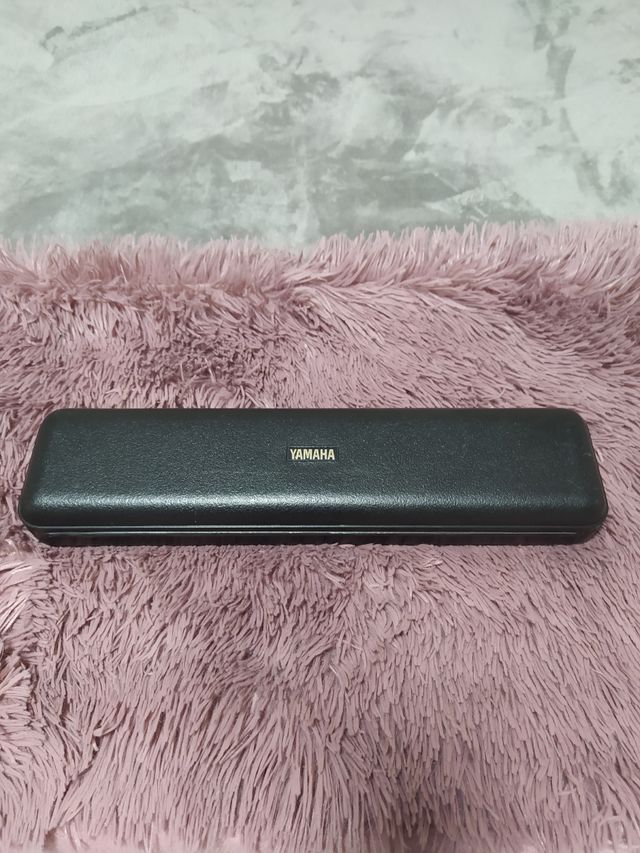 Flauta travesera Yamaha 281