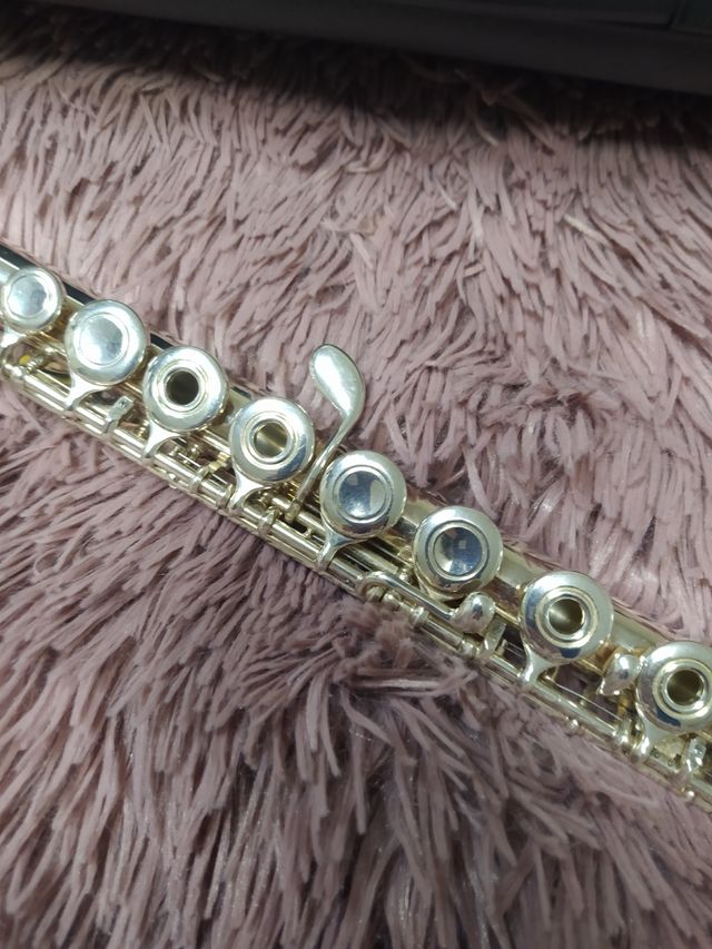 Flauta travesera Yamaha 281