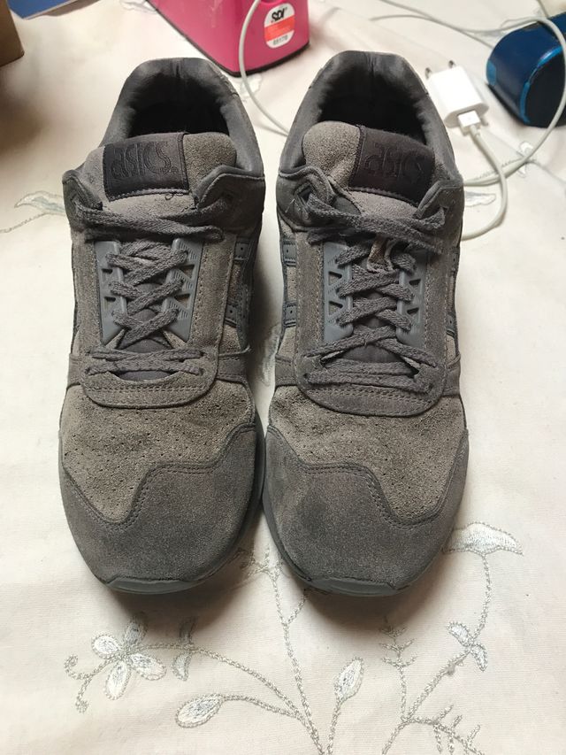 Zapatilllas ASICS T 42 US 8 1/2; 26.5 CM