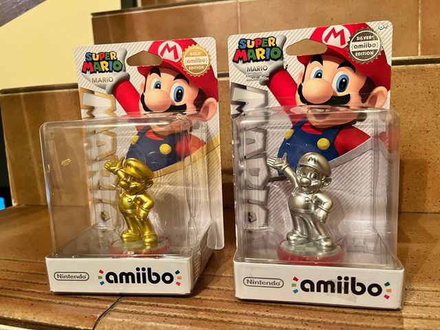 Pack amiibos mario Nintendo Gold y Silver