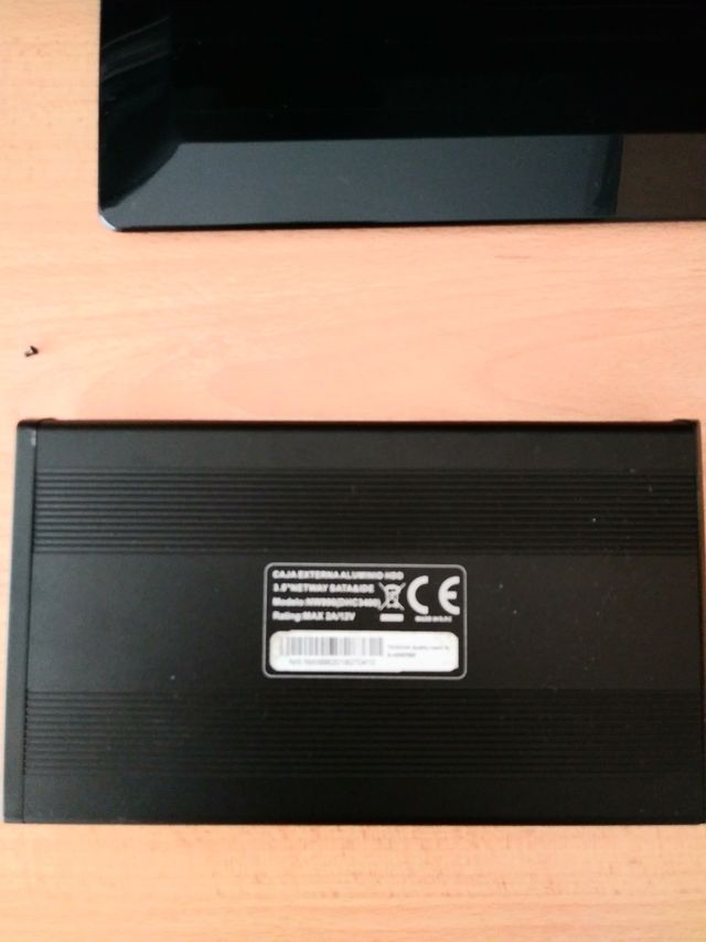 caja externa netway para disco duro.