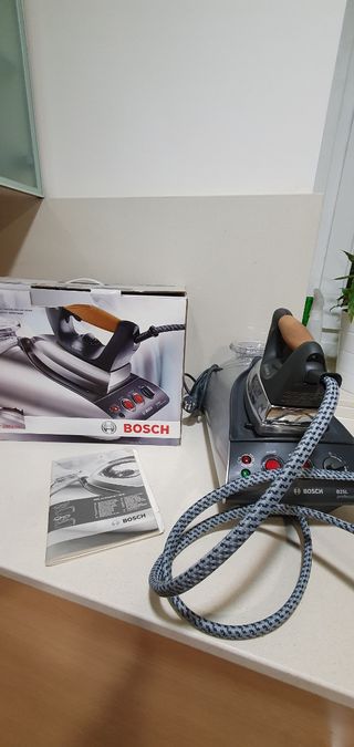 CENTRO DE PLANCHADO BOSCH de segunda mano por 80 EUR en Mallabia en WALLAPOP