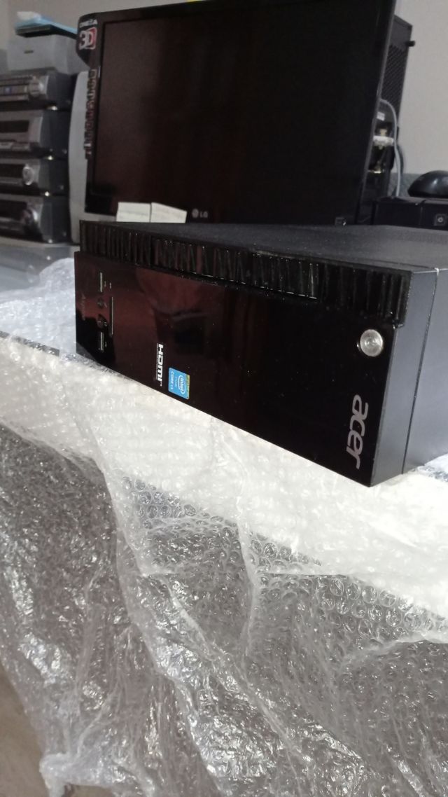 caja mini atx Acer aspire