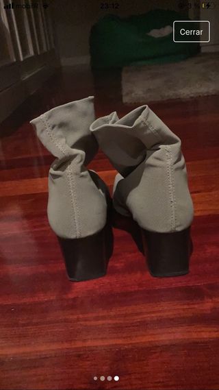 Botines gris de licra Jaime Mascaró de segunda mano por 15 EUR en Vigo en  WALLAPOP