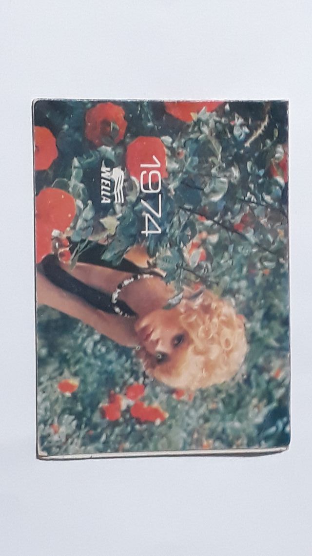 5 CALENDARIOS DIFERENTES WELLA 1966 A 1974.