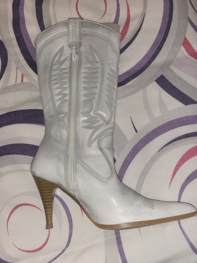 preciosas botas cawboy