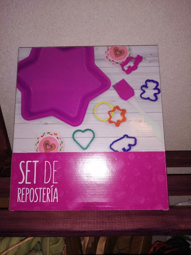 Set repostería nuevo.