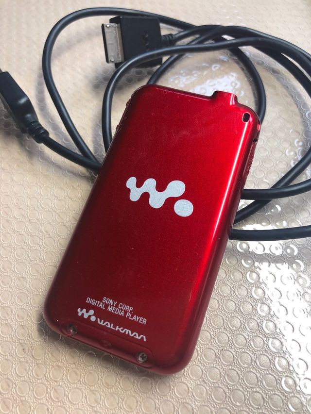 Reproductor MP3 Sony Walkman Rojo