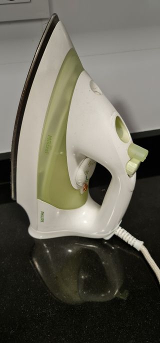 Plancha Philips Mistral 2005 de segunda mano por 10 EUR en Madrid en  WALLAPOP
