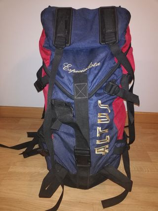 Mochila Altus 40 Lts de segunda mano por 60 EUR en Fuenlabrada en WALLAPOP