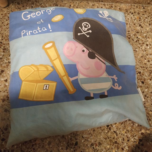Cojín Peppa Pig George azul