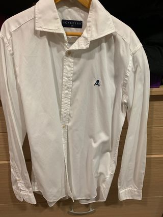 Camisa scalper blanca talla M de segunda mano por 30 EUR en Churriana en  WALLAPOP