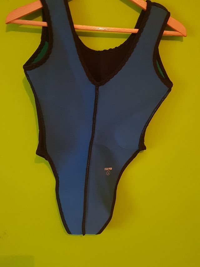 bañador totalmente de neopreno