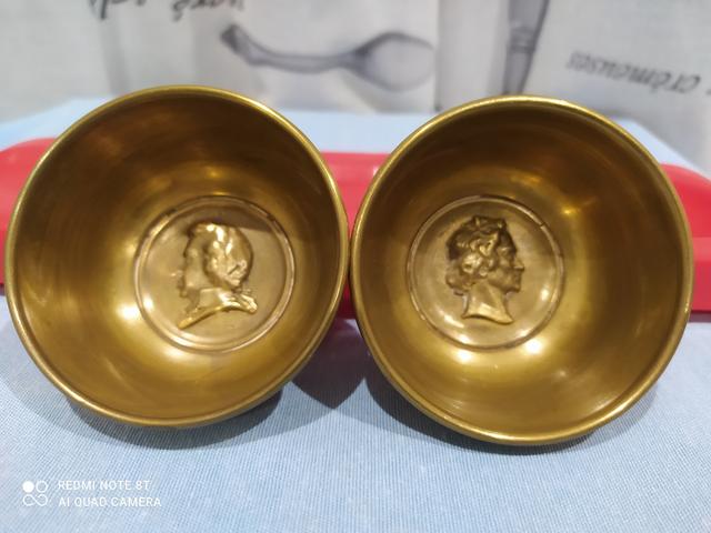 2 Bols con caras Bronce