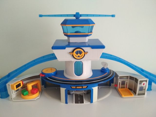 Aeropuerto Superwings