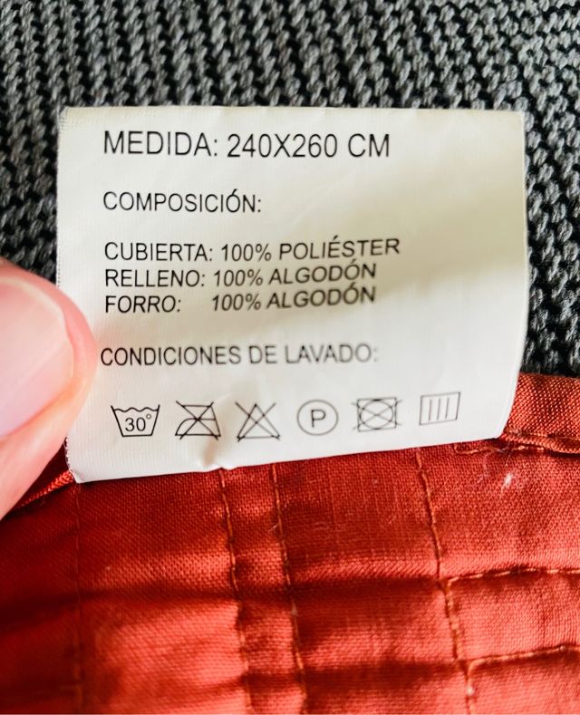 Edredón de algodón y poliester 240x260cm
