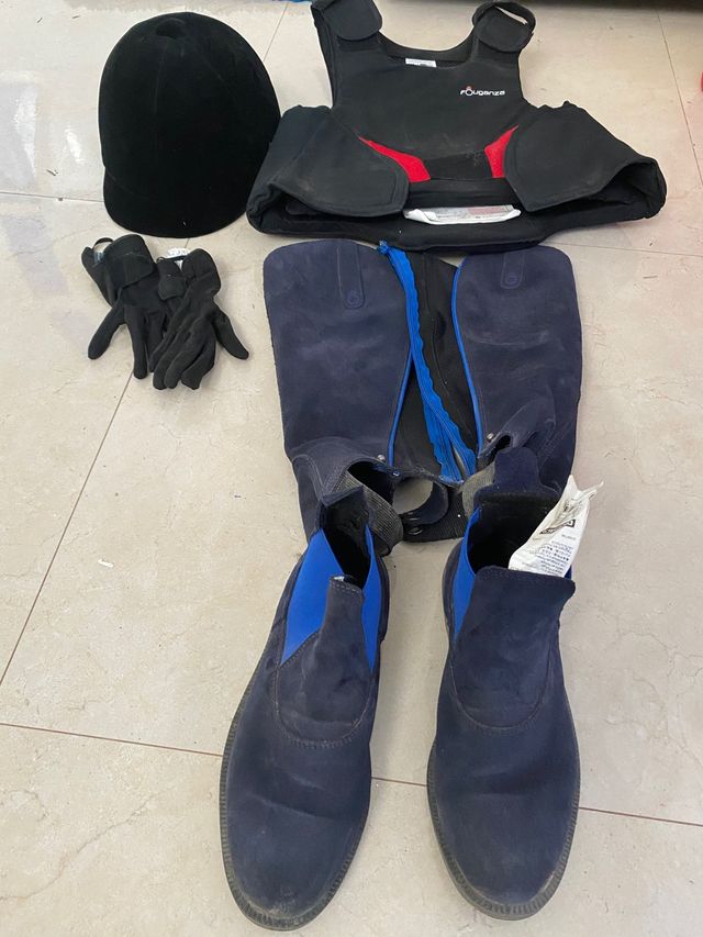 Equipment para montar a caballo