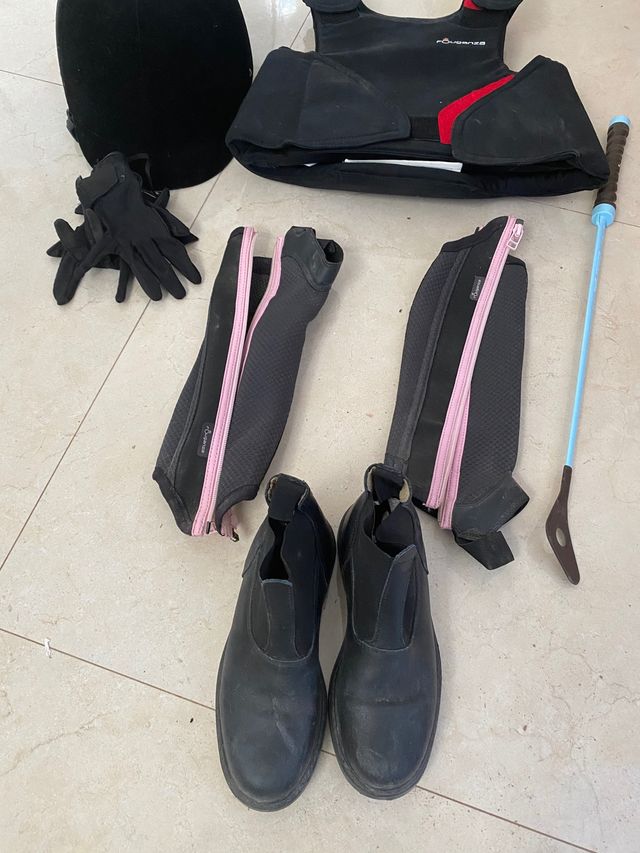 Equipment para montar a caballo