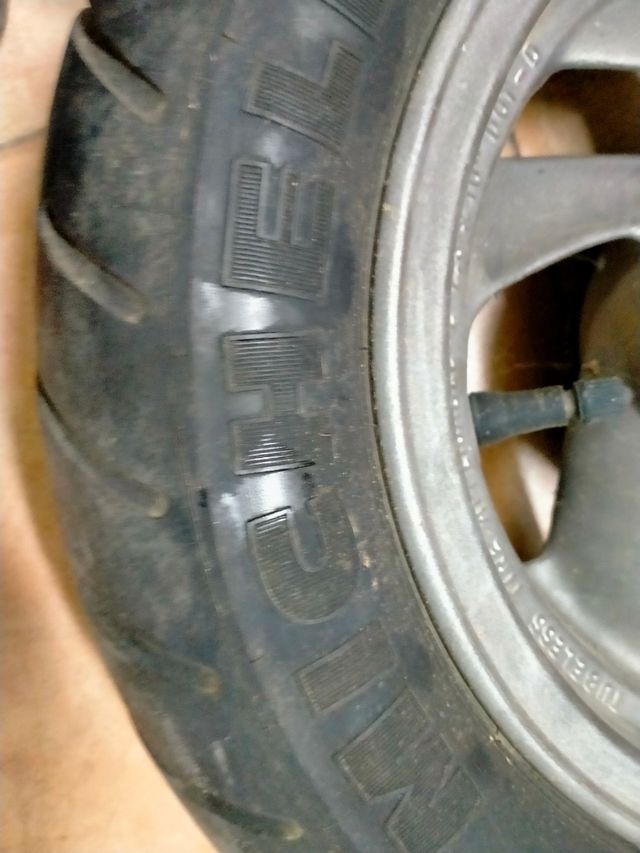 llanta y neumático para Peugeot sv 125