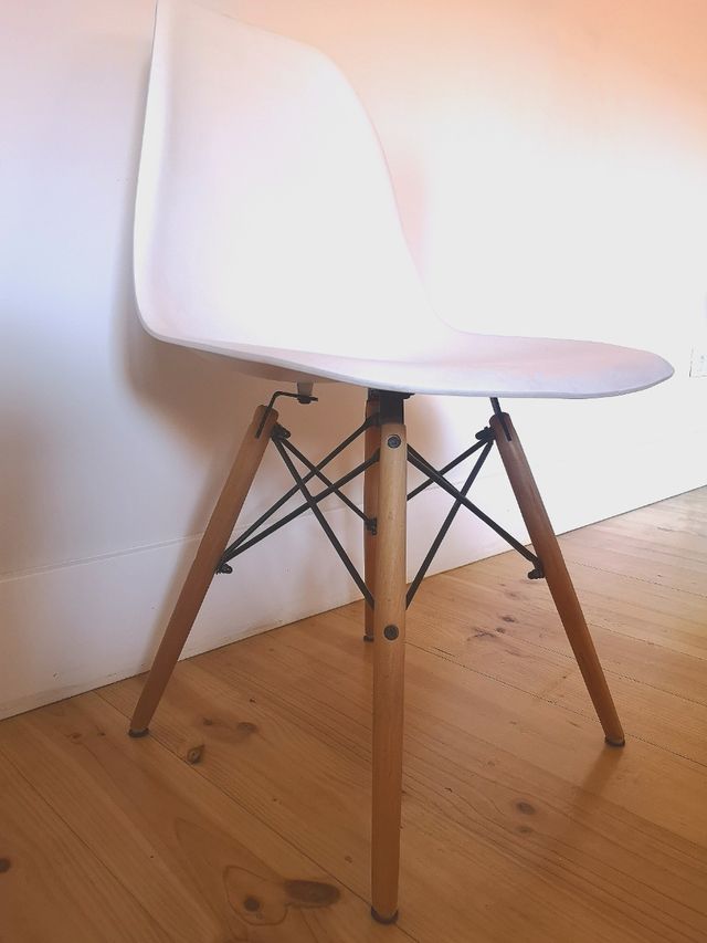 dos sillas nórdicas