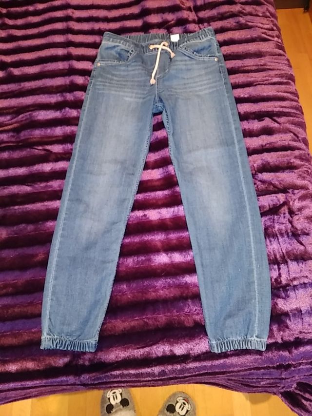 Pantalón vaquero H&M T 8-9 años