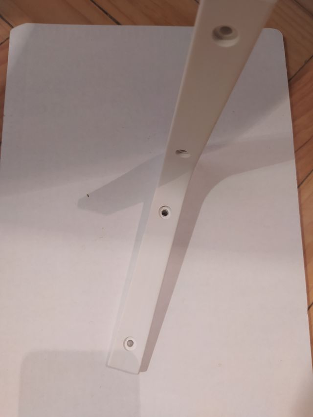 4 Escuadras de plastico