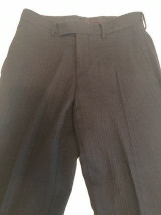 Zara pantalones negros de hombre talla 38 (28x30) de segunda mano por 3 EUR  en Villaviciosa de Odón en WALLAPOP