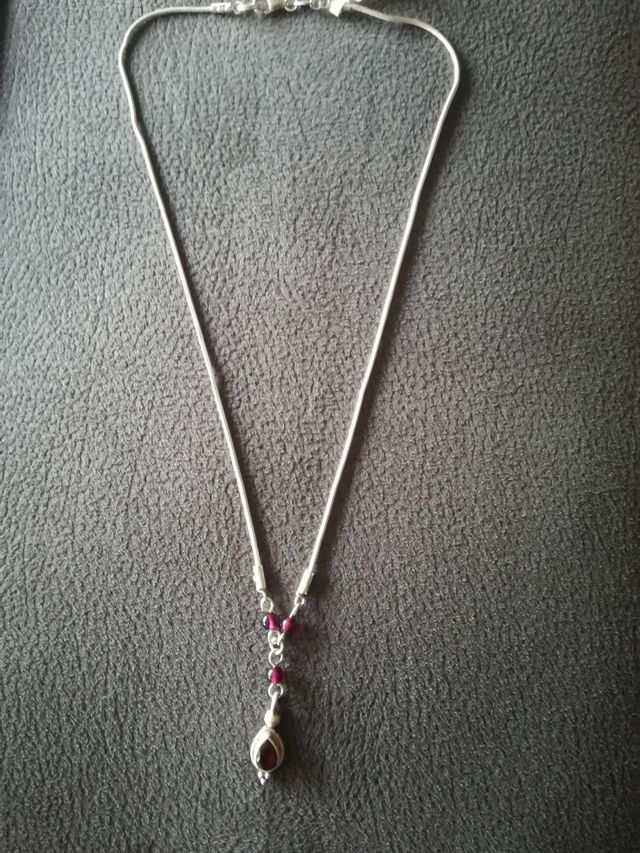 Colgante de plata y   granate