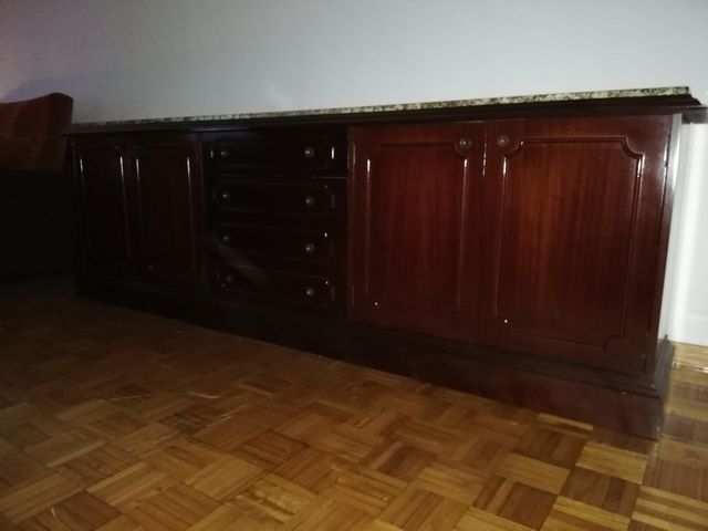 Aparador de madera de segunda mano por 160 € en Vigo en WALLAPOP
