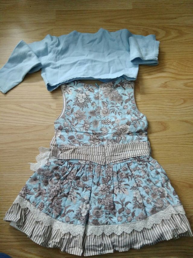 vestido talla 3 dolce petit y torera talla 4