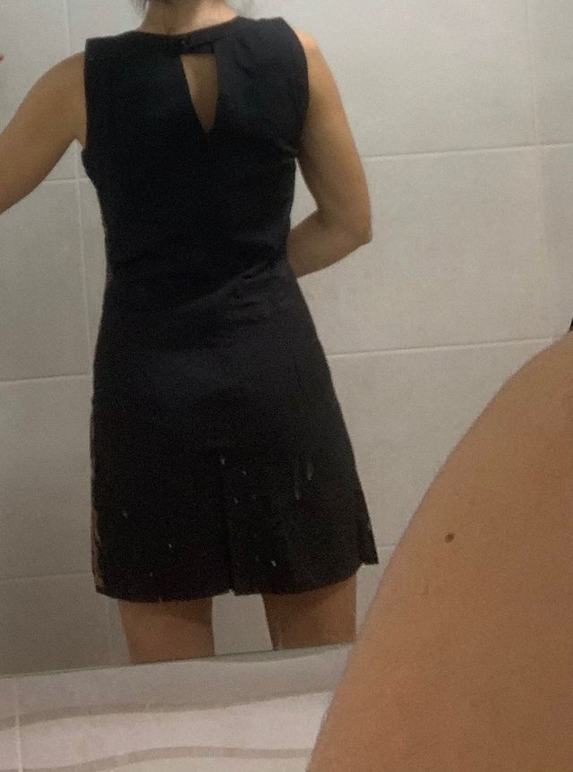 Vestido negro con lentejuelas doradas ,talla M
