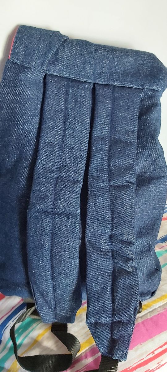 MOCHILA Angry Birds. NUEVA